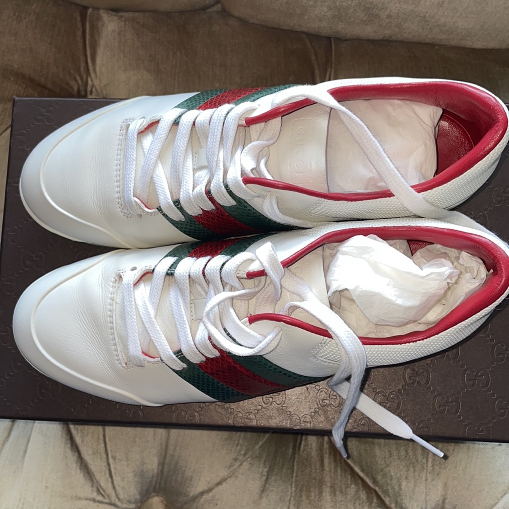 Nwot Ladies Gucci Moorea Sneakers